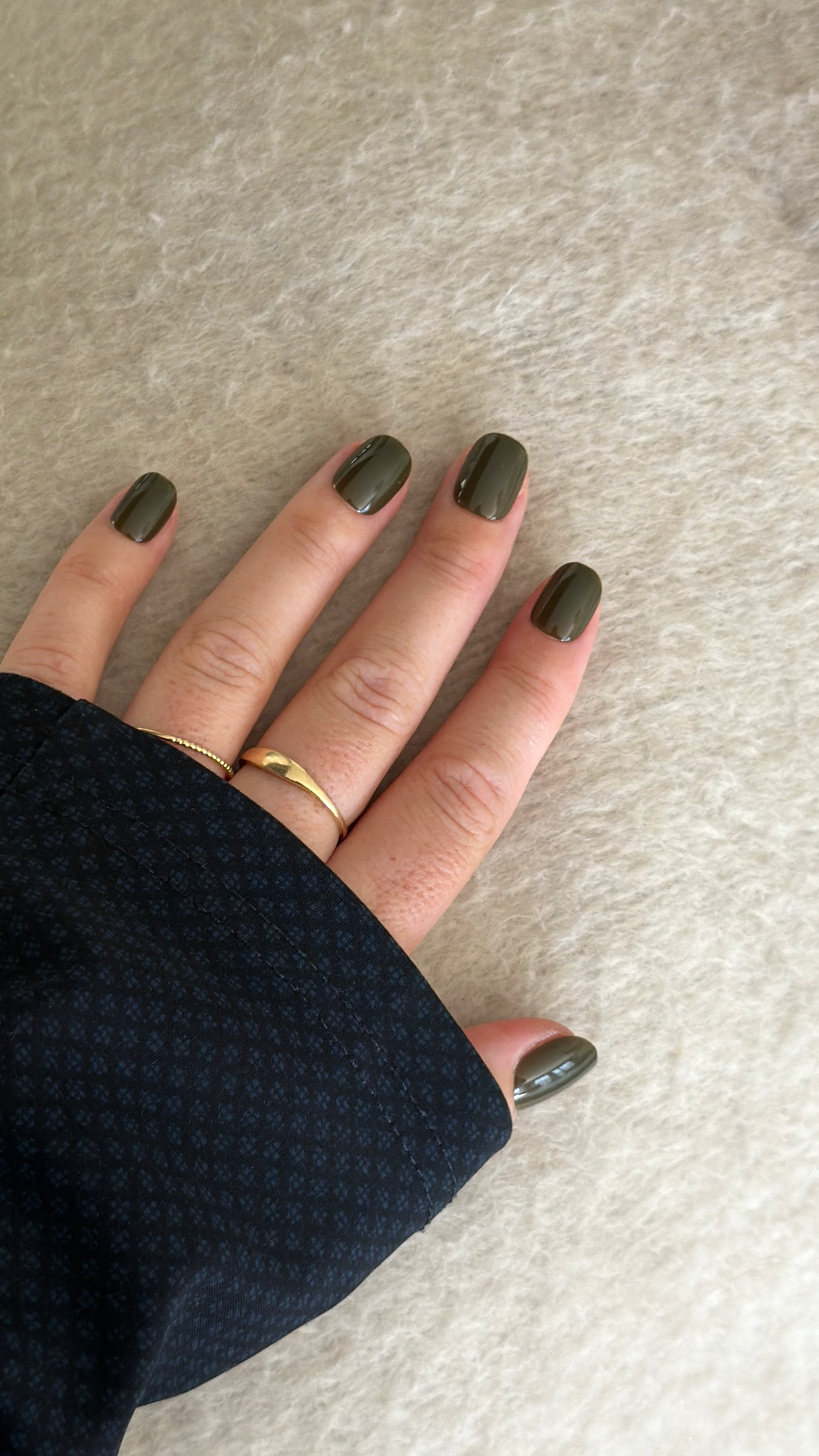 Dark Olive - Kort (pre-order)