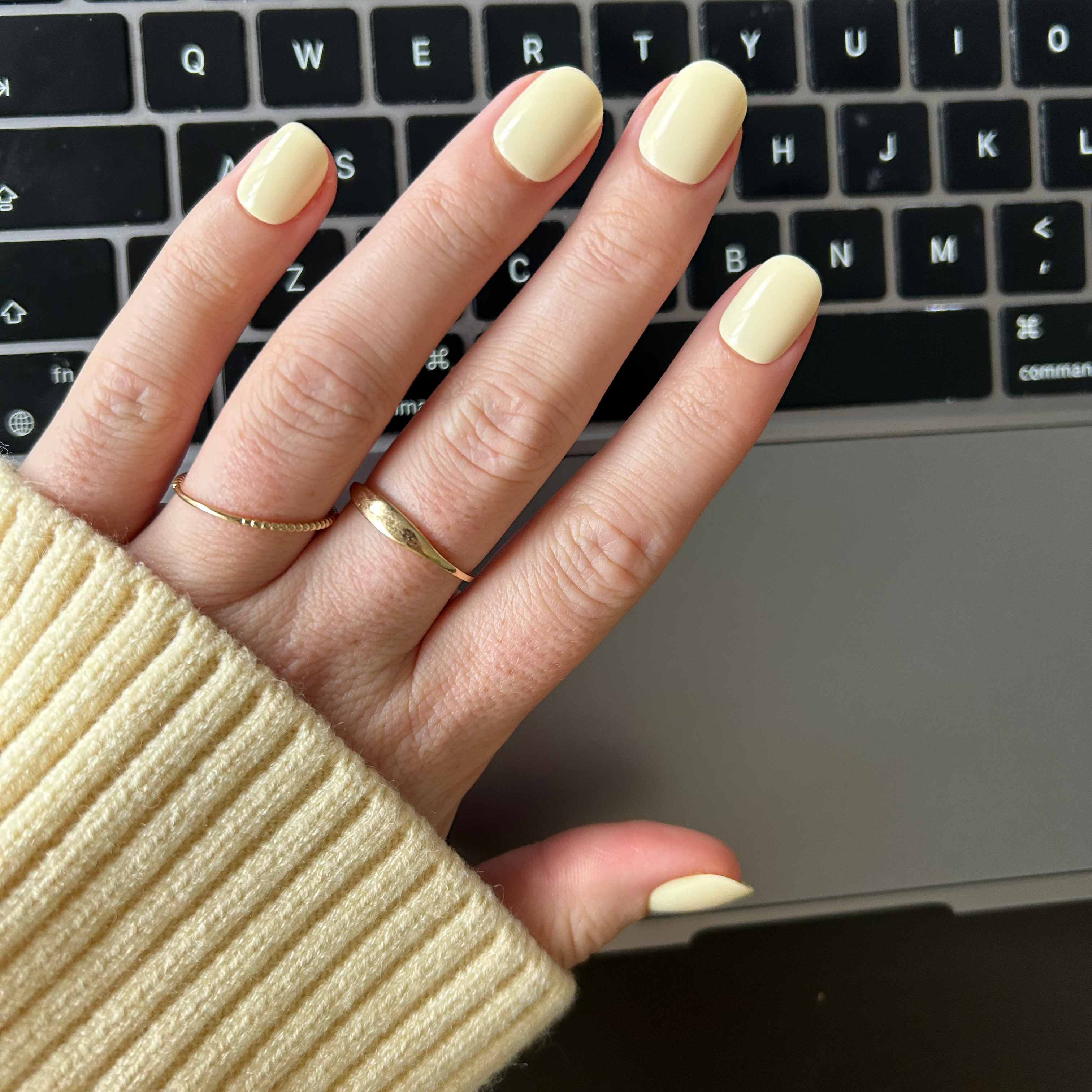 Butter Yellow - Kort