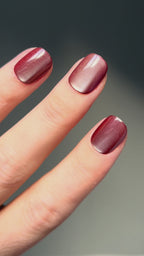 frosted berry press-ons